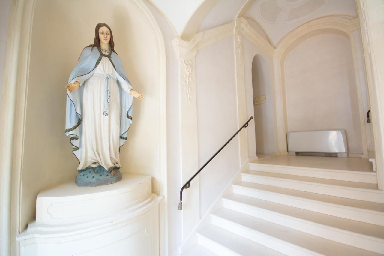 Отель Domus Stella Maris - Casa Per Ferie Анкона Экстерьер фото