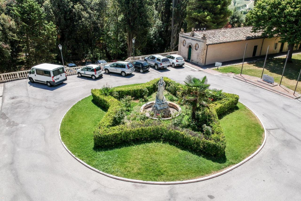 Отель Domus Stella Maris - Casa Per Ferie Анкона Экстерьер фото