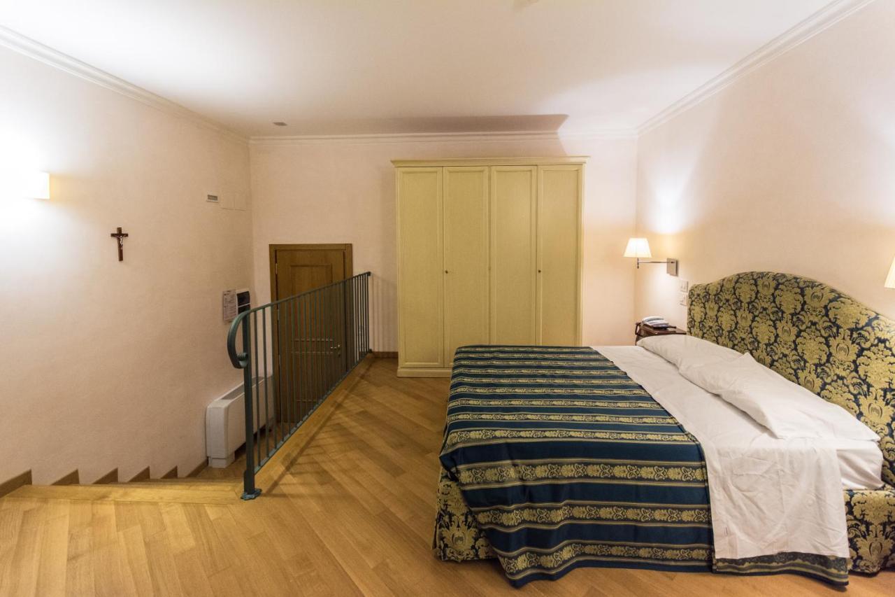 Отель Domus Stella Maris - Casa Per Ferie Анкона Экстерьер фото